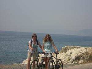 Xtrallusion photo gallery of Italy. Photos, pictures, images and photographs of the Italian Rivieras, the Italian Lakes, the Italian Alps, the Cinque Terre, the Amalfi coast and some of the most beautiful corners of Italy. Plus photos of Italian cities such as Pisa, Milan, Genoa and Rome.